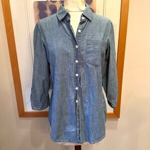 Harve Benard Chambray button down Shirt